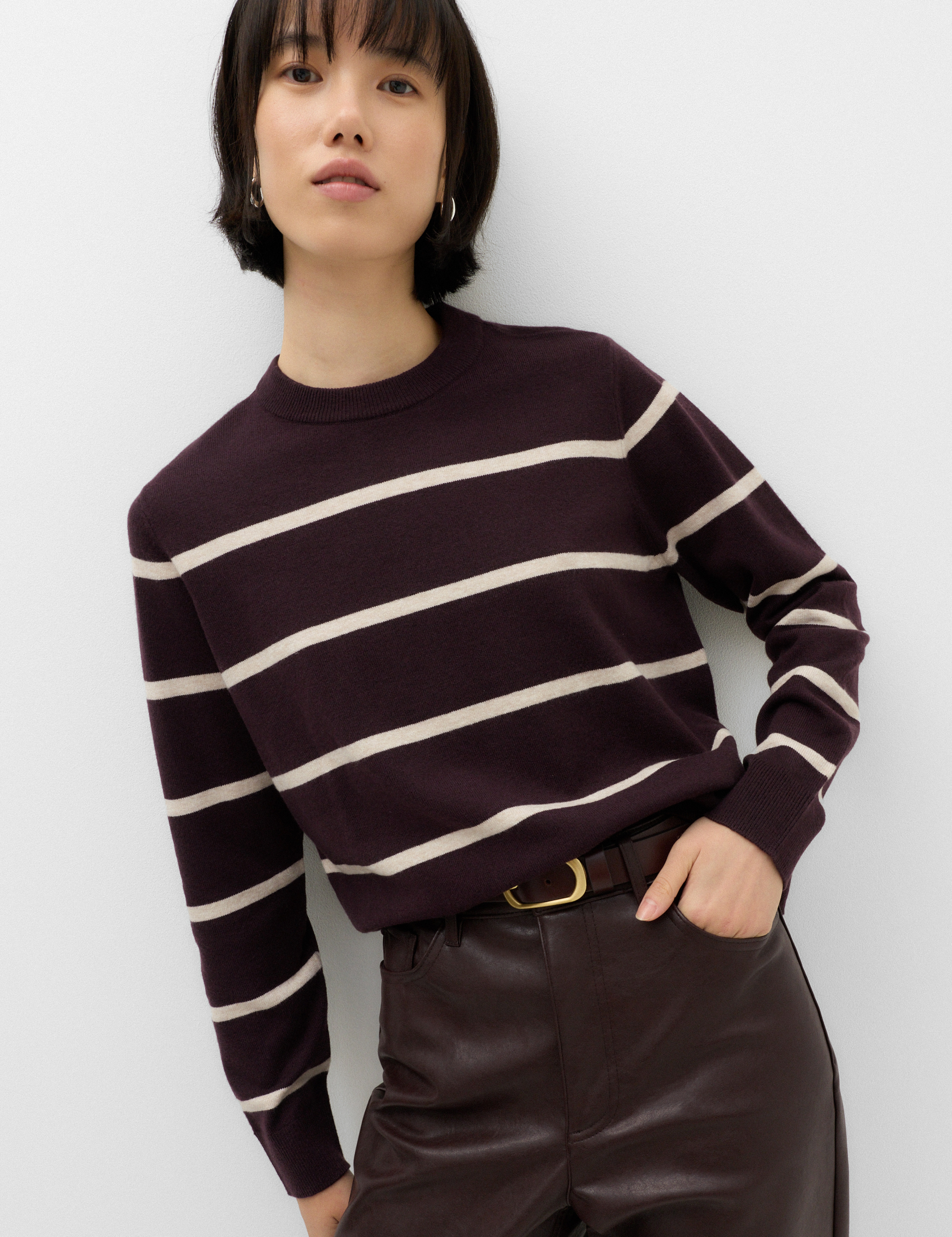 Air Yarn Striped Crew Neck Jumper